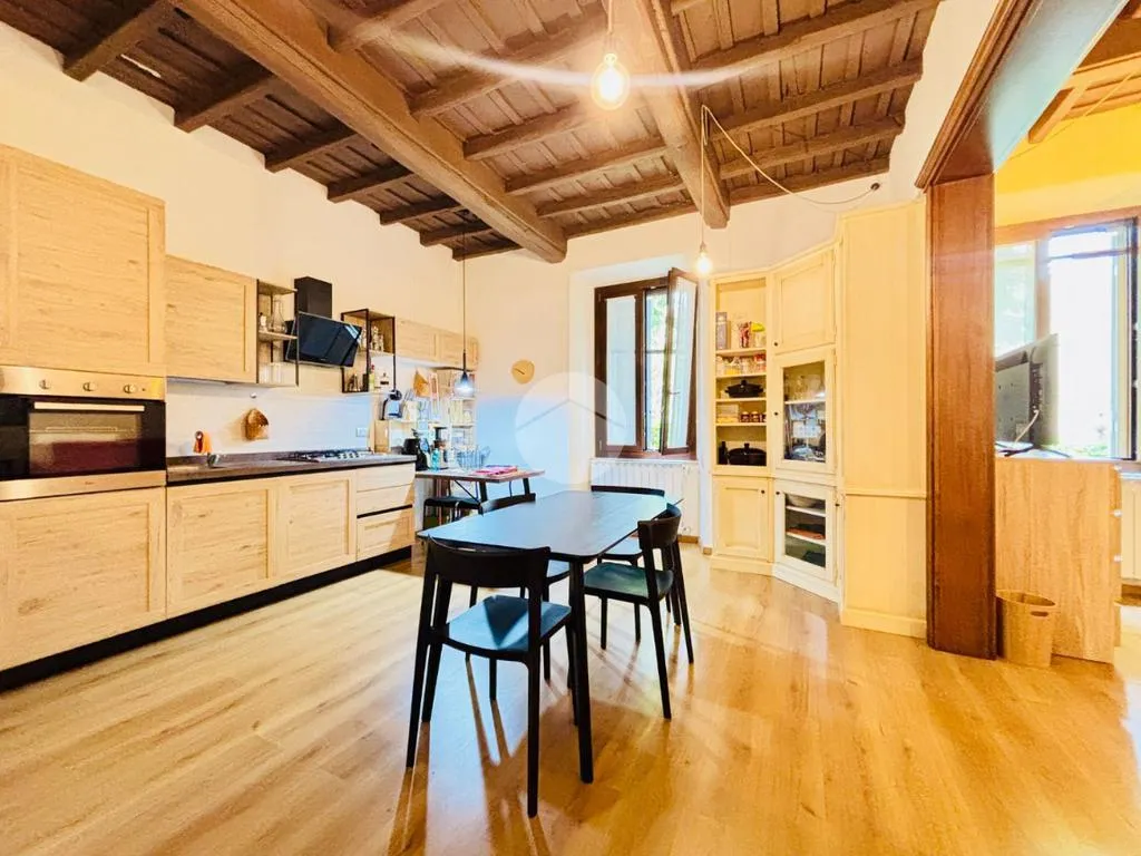 Cuisine - Rear-Facing Apartment with Garden in Viterbo