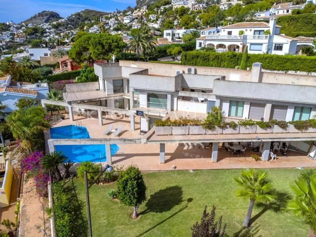 Õhuvaade - Luxury Villa with Panoramic Views in Javea