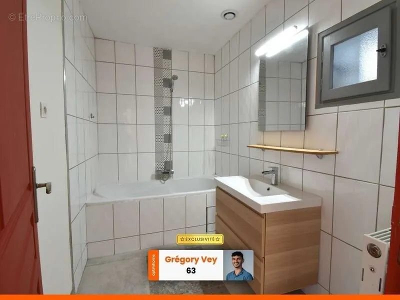 Bagni - Rustic House with Garden and Pool in Noalhat