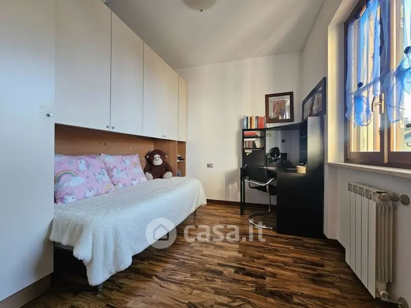 Chambres - Semi-detached House with Private Garden in Mozzo Centre