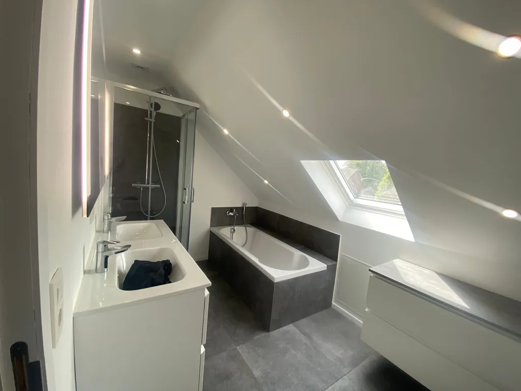 Vannitoad - Two-Storey Villa with Terrace in Libramont-Chevigny
