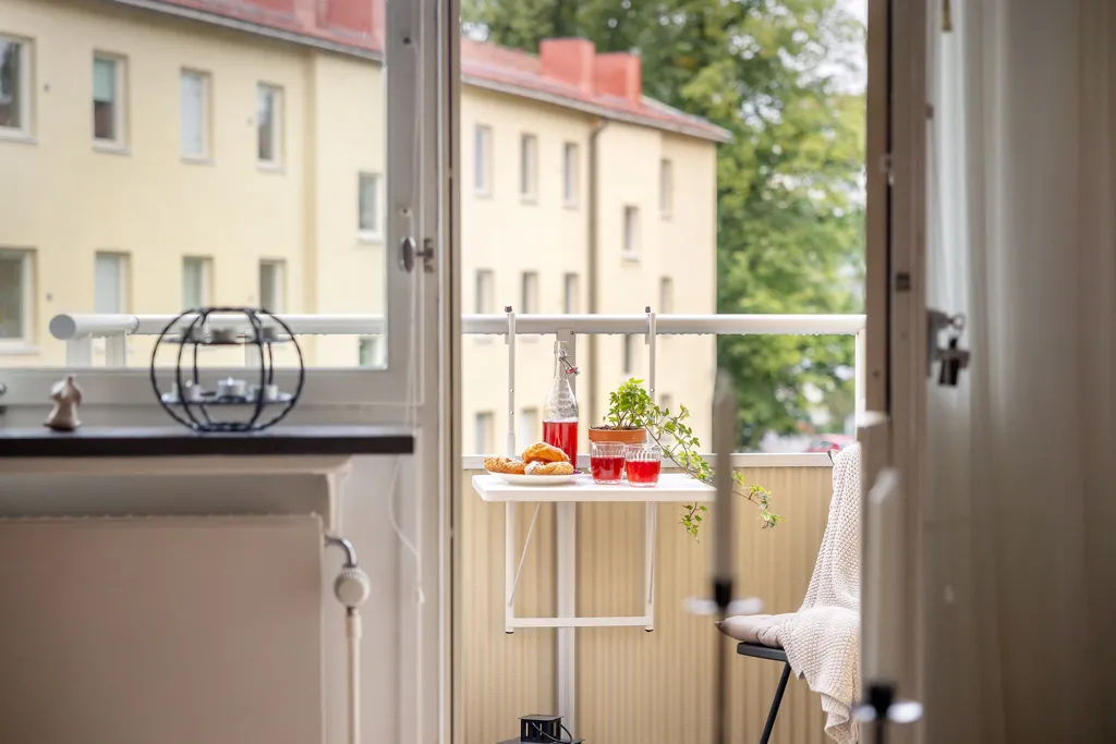 Rõdu - Charming 2-Bedroom with Balcony in Årsta