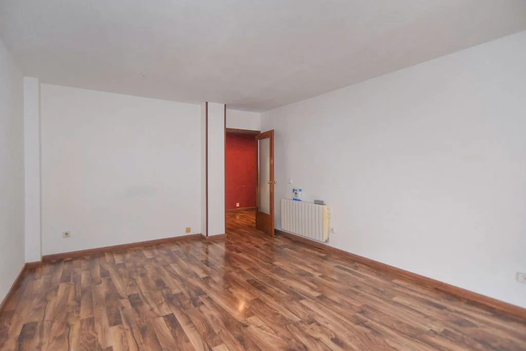Pièces - New Flat with Balcony in Girona