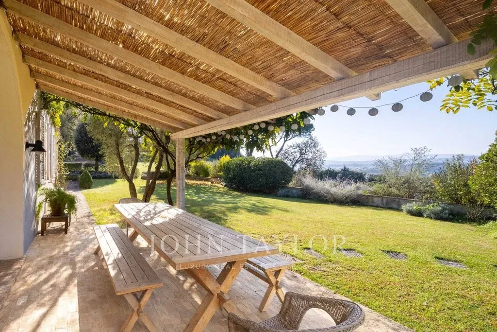 Terrasse - Restored 1800s Villa with Pool in Siena