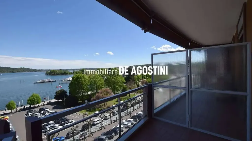 Balcon - Lake View Apartment with Terrace in Arona