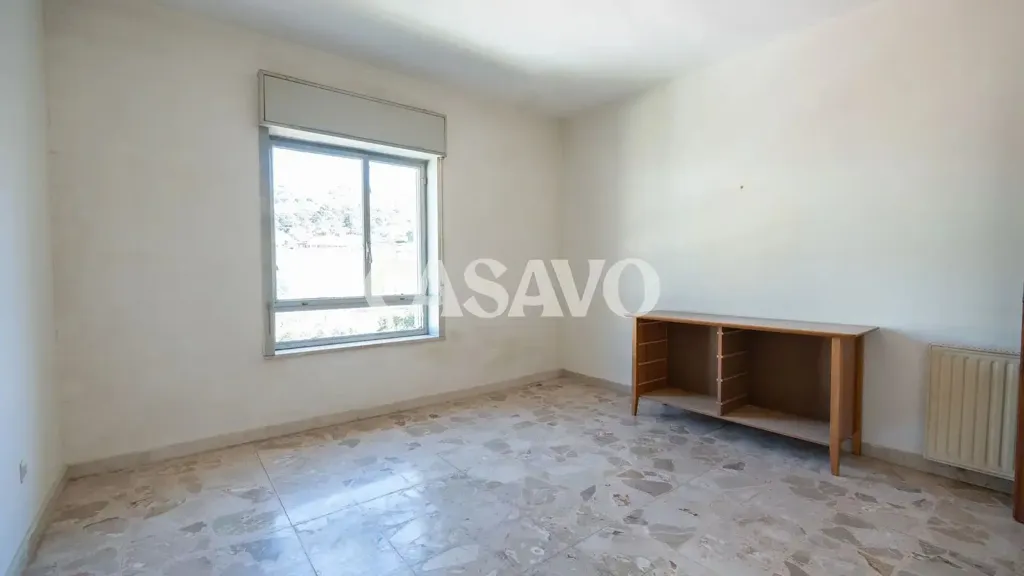Pièces - Apartment with Balcony in Messina