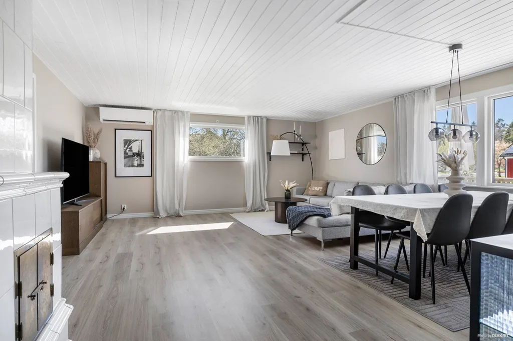 6-room house in Trollhättans kommun