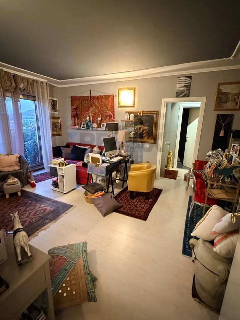 Séjour - Spacious Apartment with Terrace in Cairo Montenotte