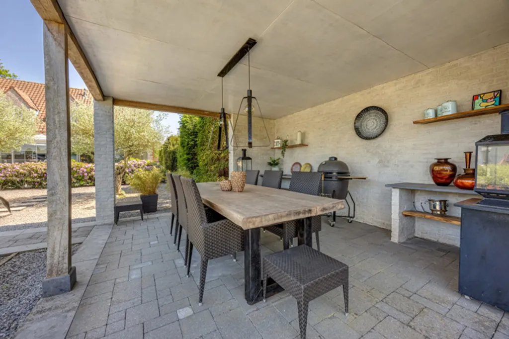 Terrazza - Villa with Swimming Pool in Poppel