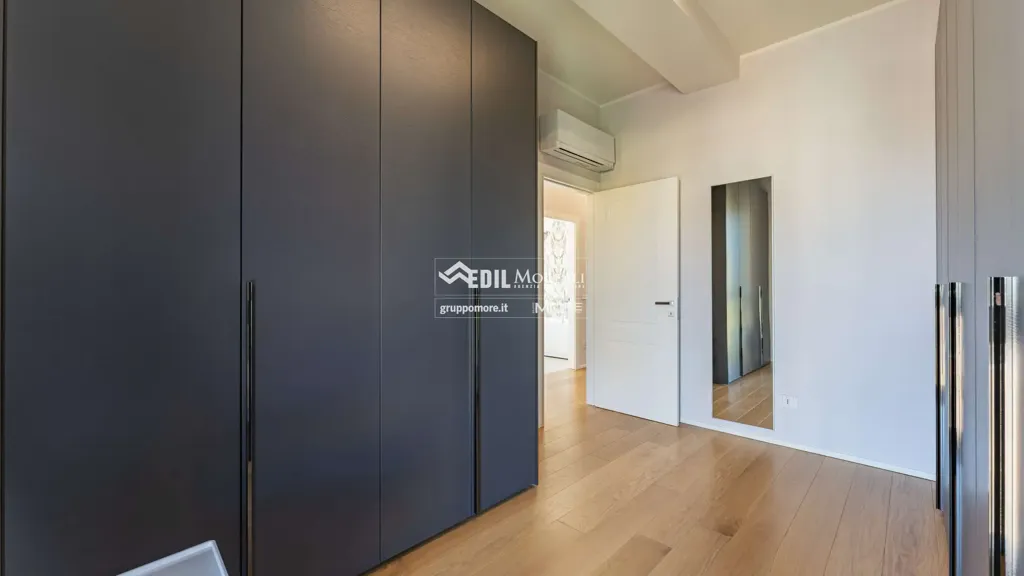Toad - Luxury Penthouse with Loggia in Modena