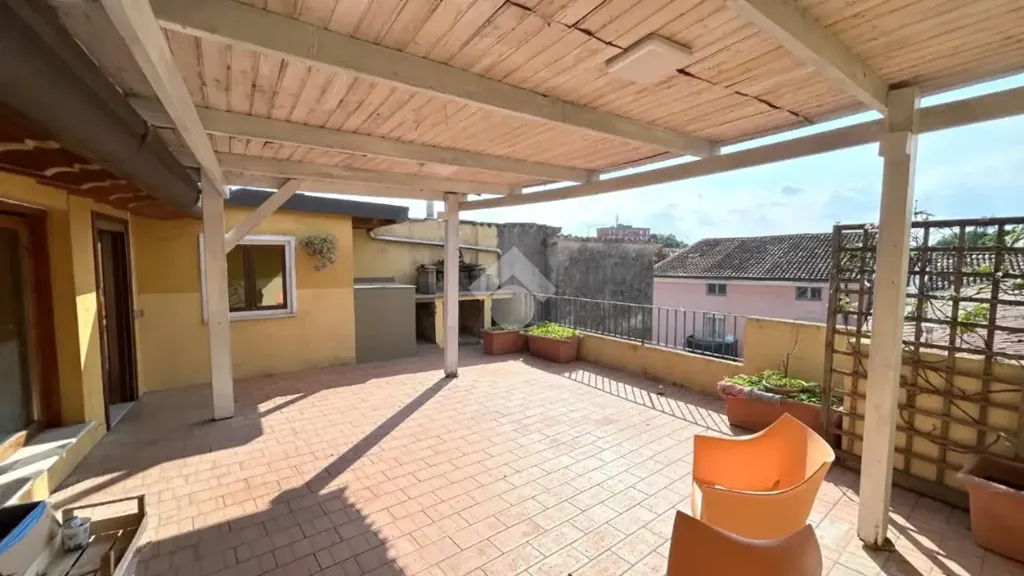 Terrass - Triplex with Terrace in Carpenedolo