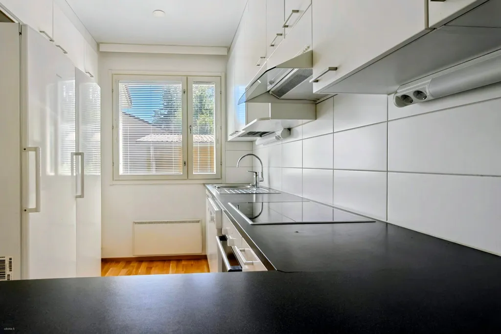 Cuisine - End-Terrace Flat with Garden in Lohja