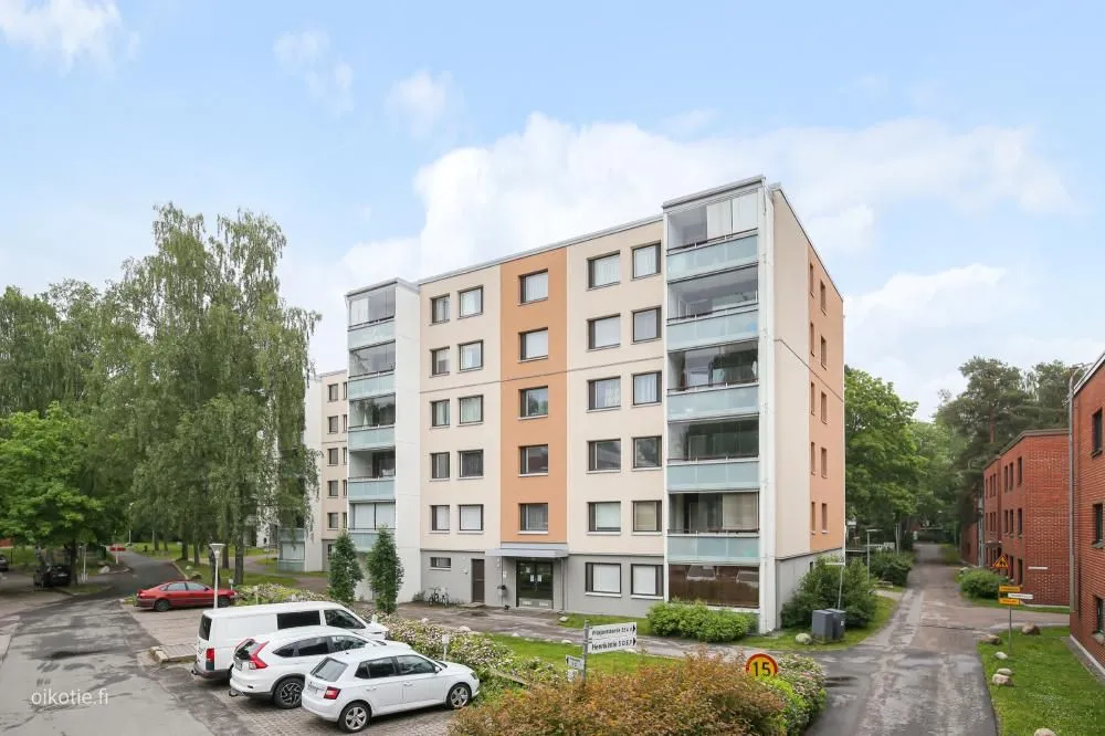 Välivaade - Apartment with Balcony in Pitäjänmäki, Helsinki