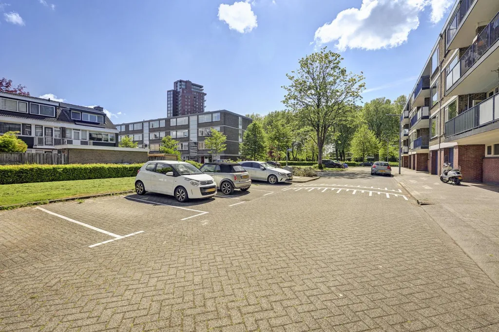 Extérieur - Light and Spacious Apartment with Two Balconies in Rotterdam