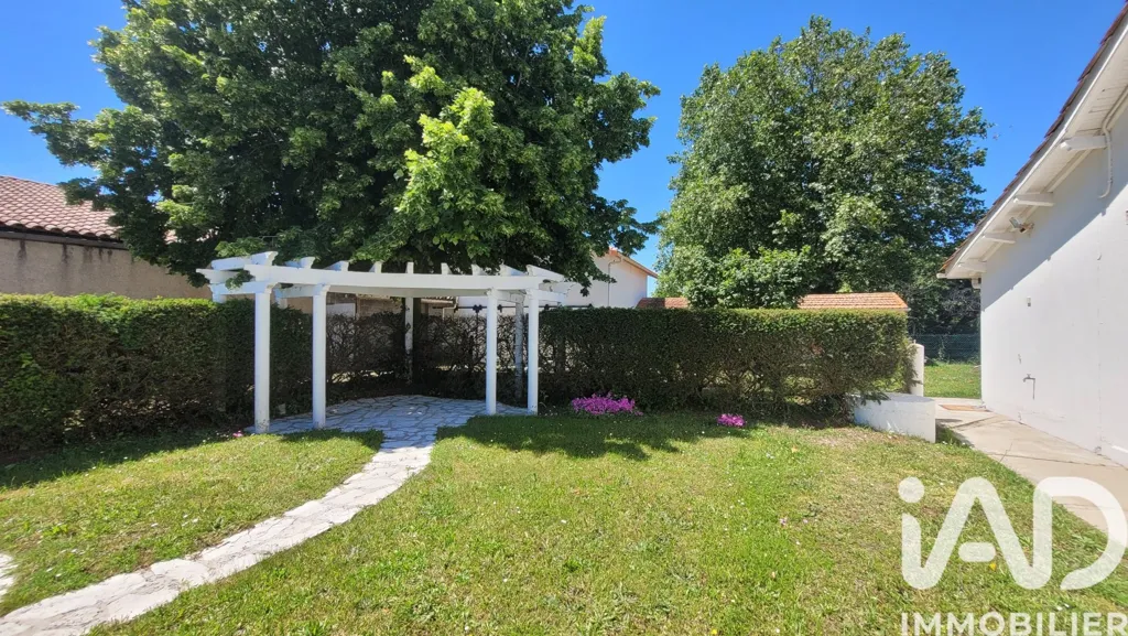 Maison 5 pièces à La Roche-Chalais