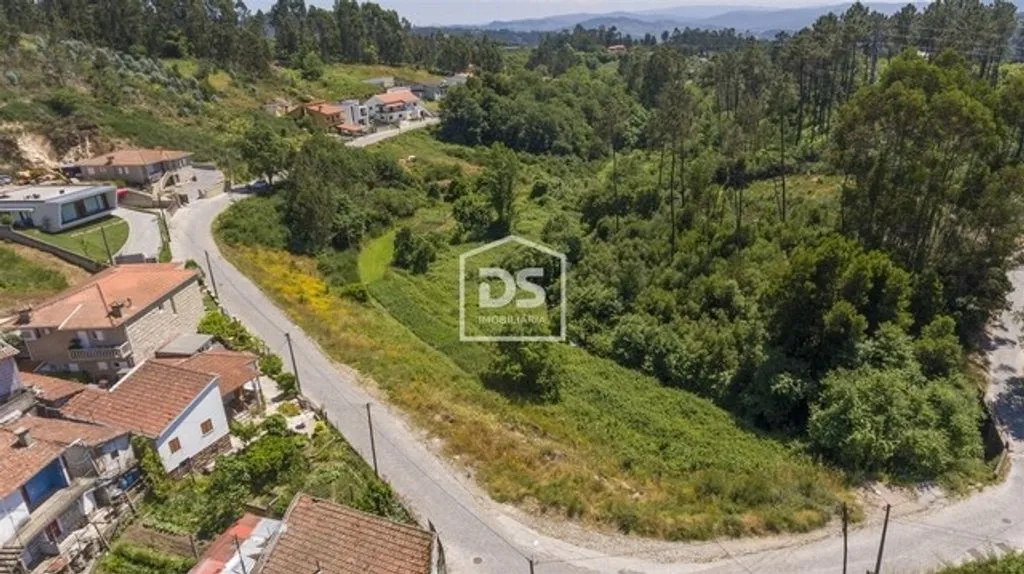 Luxury Villa with Solar Panels in Penafiel