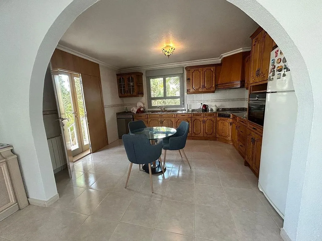 Cuisine - Luxury Villa with Pool in Rojales, Valencia