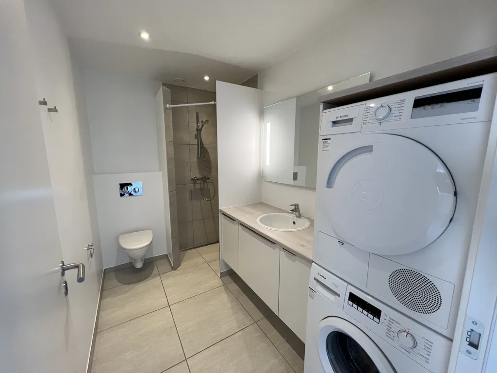 Buanderie - Modern 4-Bedroom Terraced House in Torsted