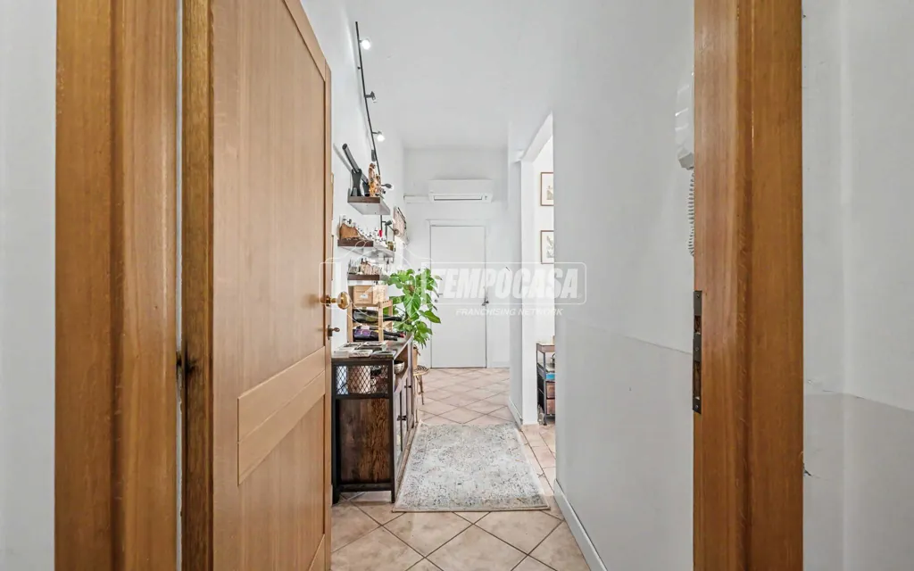 Esik - Charming Apartment with Balcony in Bagnacavallo