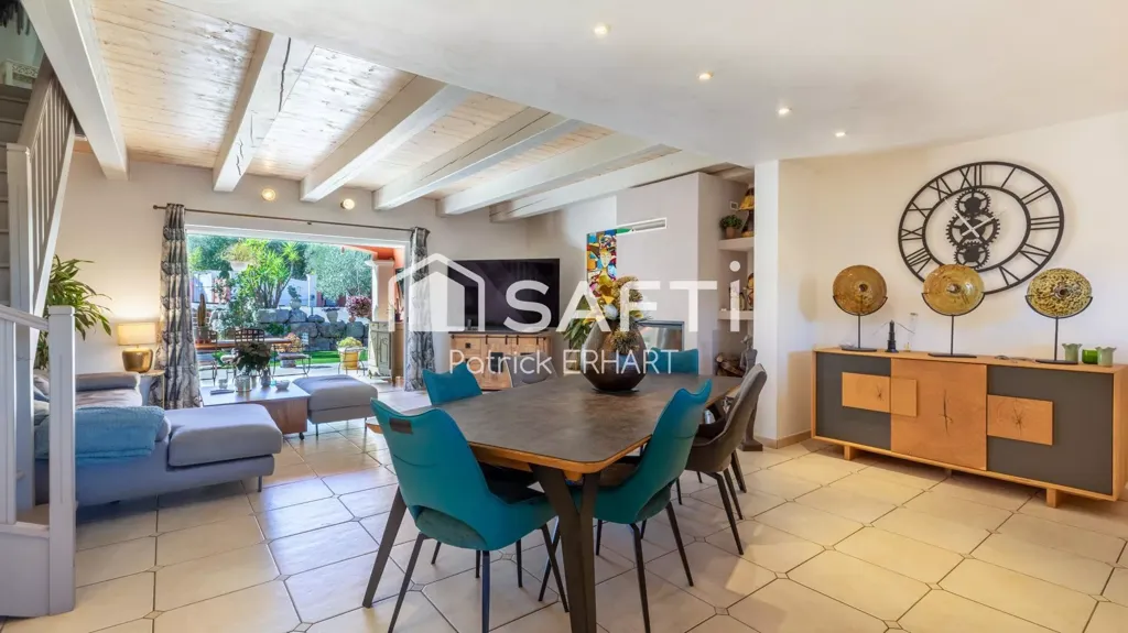 Salle à manger - Villa avec Piscine et Jardin à Puget-sur-Argens