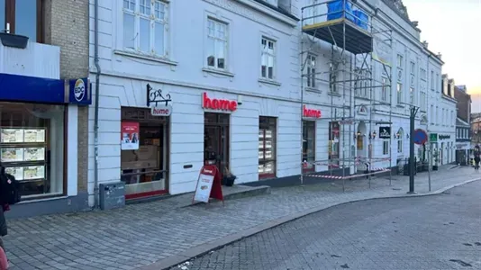 Välivaade - Commercial Space with High Visibility in Viborg