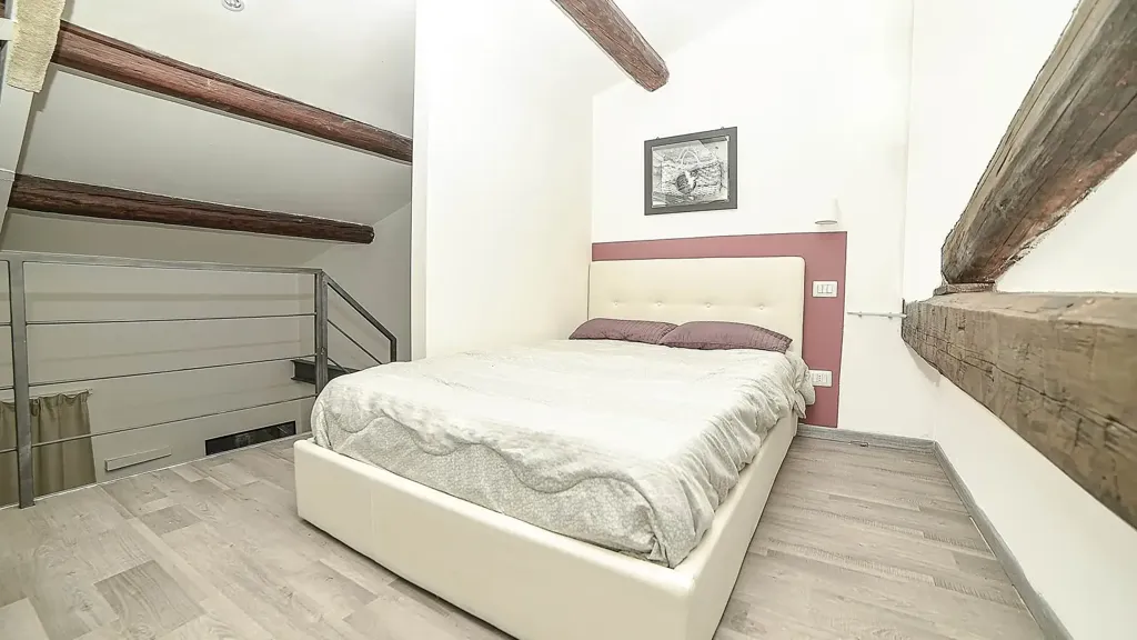 Chambres - Apartment with Soppalco in Florence Centre