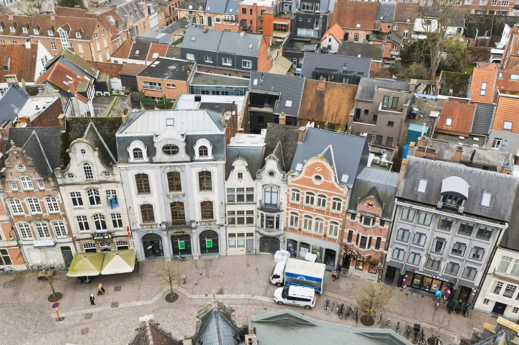 Vista aerea - Historic Mixed-Use House in Lier
