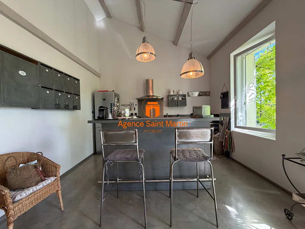 Cuisine - Maison Atypique avec Piscine à Montélimar