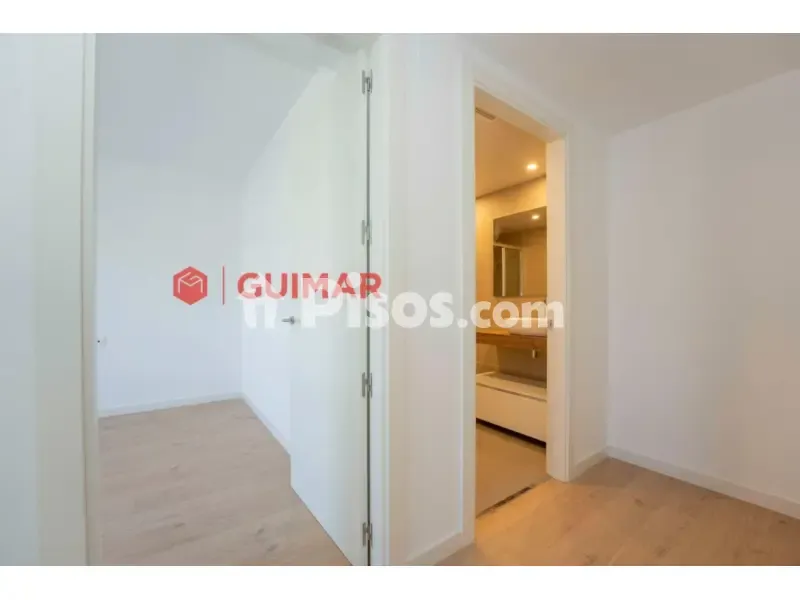 Pièces - Modern Flat with Parking in Ronda Sant Ramon