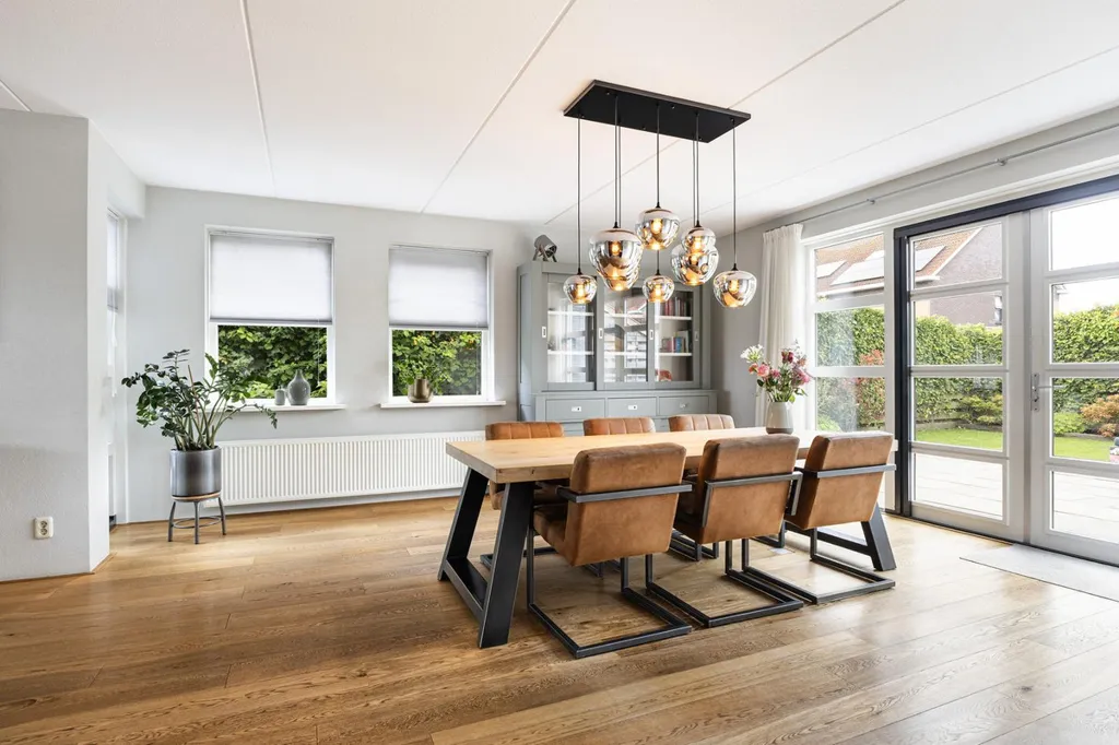 Sala da pranzo - Luxury Detached House with Garden in Dokkum