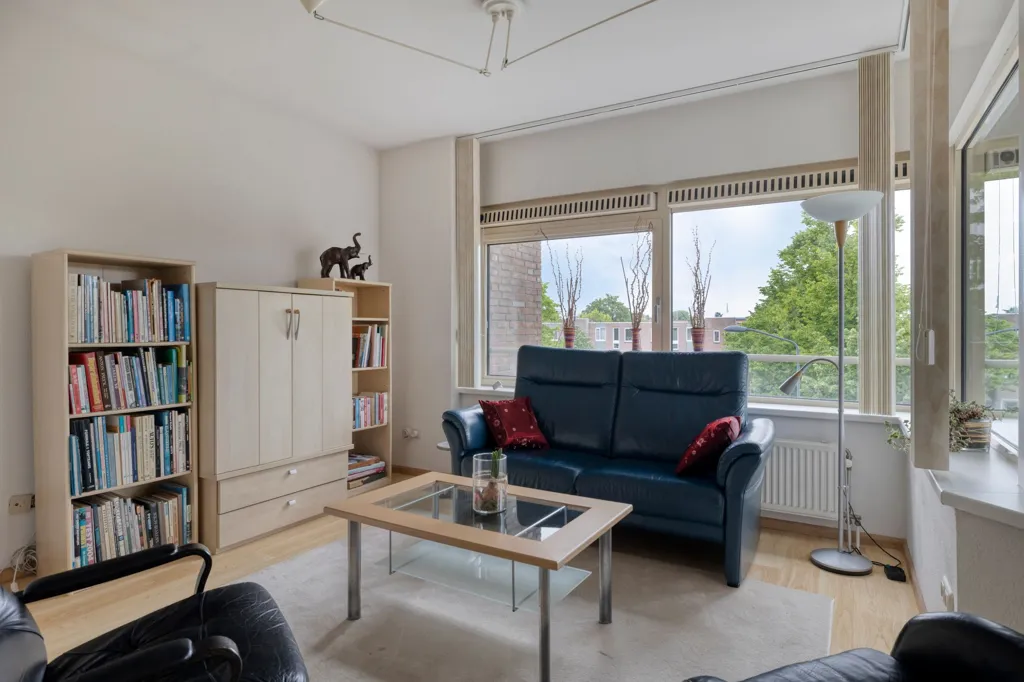 Elutuba - Modern Flat with Balcony in Oosterhout Centre