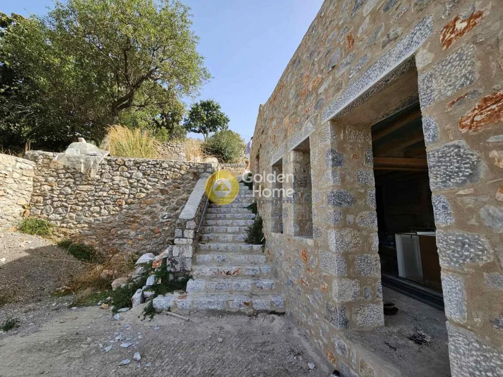 Aed - Two-Storey Stone Villa with Sea View in Vathý