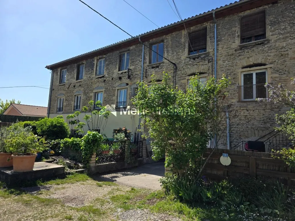 Jardin - Appartement en Pierre avec Jardin à Bourgoin Jallieu