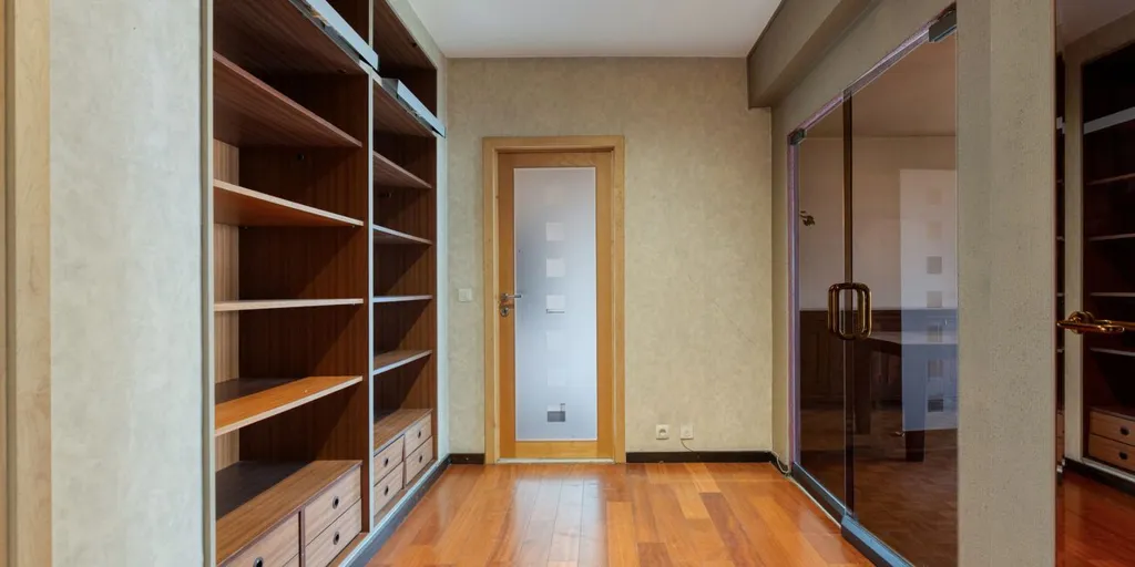 Rooms - Apartment with Cathedral View in Antwerp