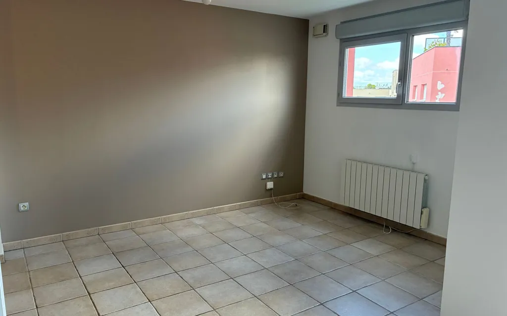 Toad - Modern T2 with Balcony in Caluire-et-Cuire