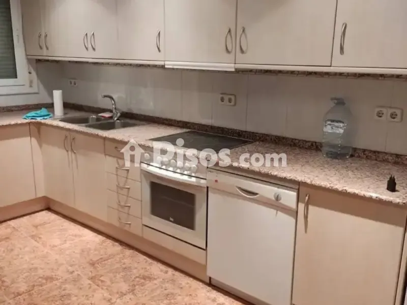 Köök - Fully Renovated Chalet in Zaidín