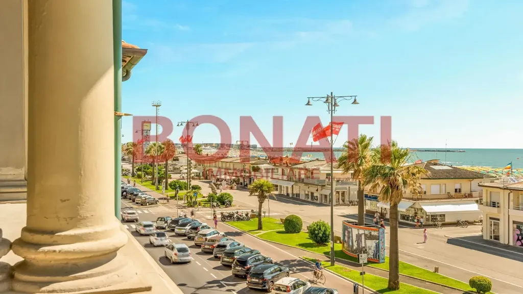 Liberty Villa with Sea View in Viareggio