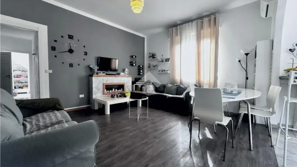 Elutuba - Duplex Apartment with Balcony in Lugo
