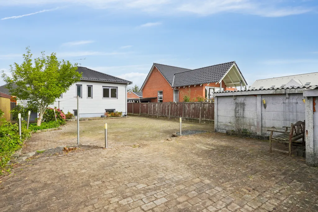 Extérieur - Villa with Potential for Renovation in Herning