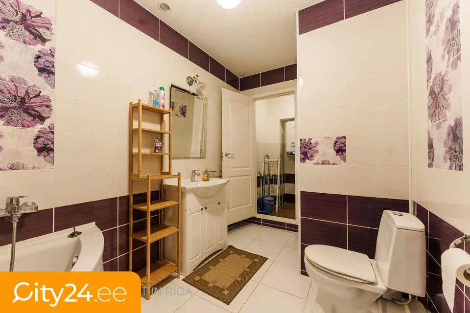 Bagni - 3-Bedroom Apartment in Riga Centre