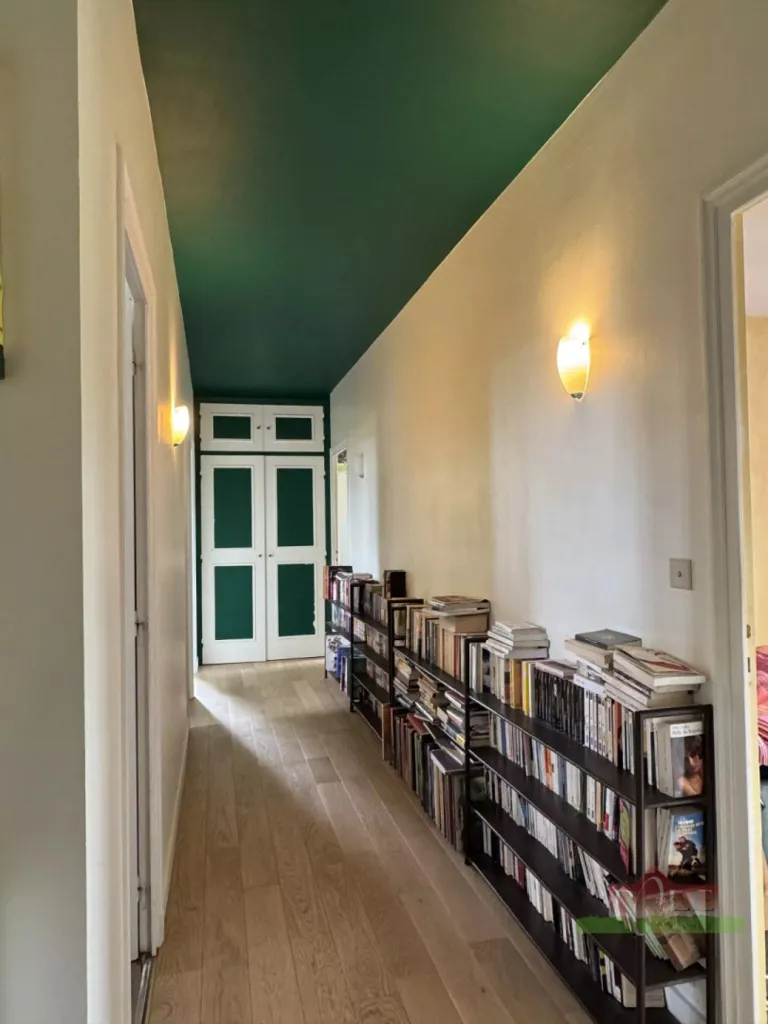 Entrée - Villa de 9 Pièces avec Piscine à Vienne