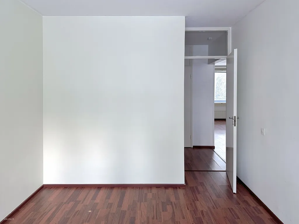 Pièces - Apartment with Balcony in Oulunkylä, Helsinki