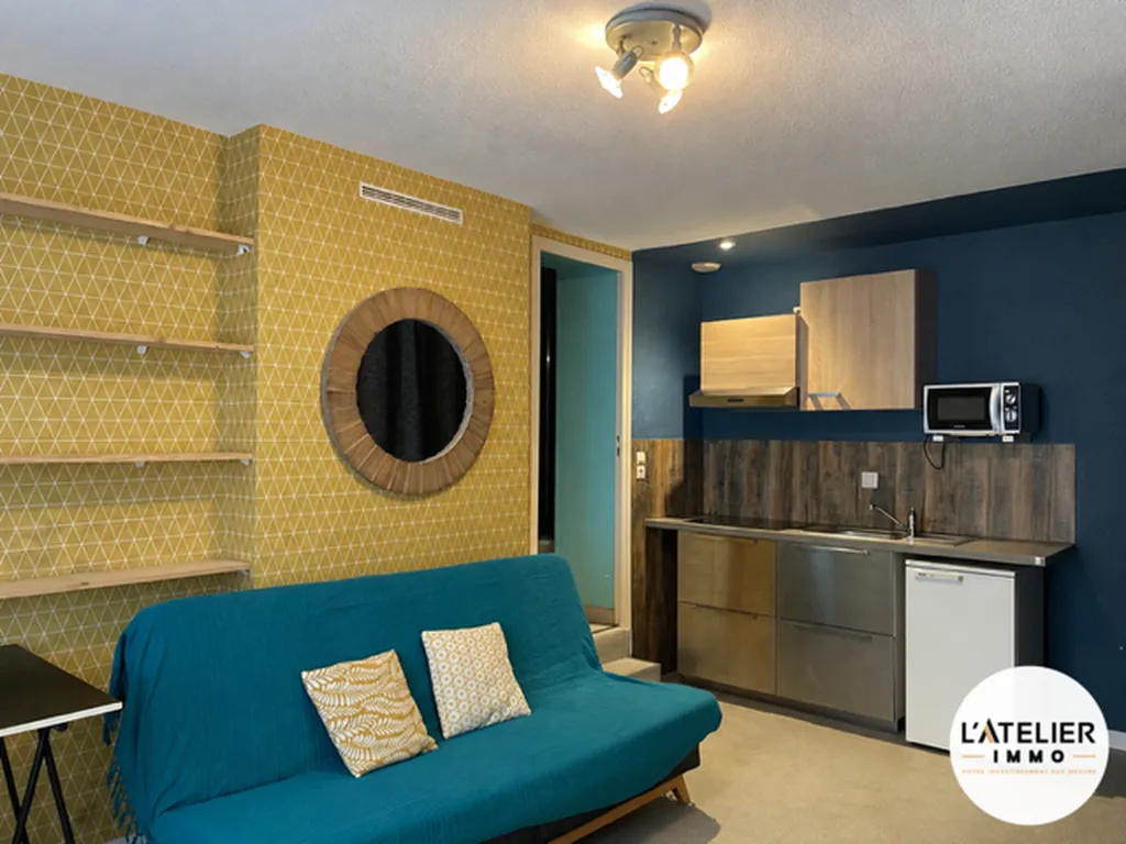 Living Room - Studio in Central Reims