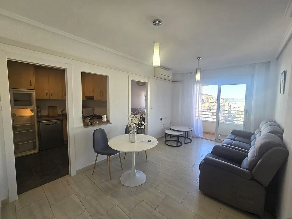 Séjour - Modern Flat with Balcony in Torrevieja Centre