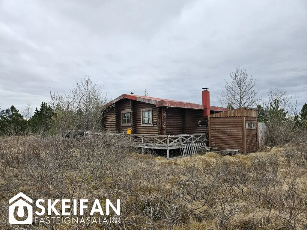 Extérieur - Timber Cabin with Workshop in Hraunborgir