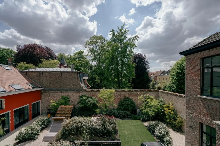Aed - Spacious Apartment with Terrace in Ghent Centre