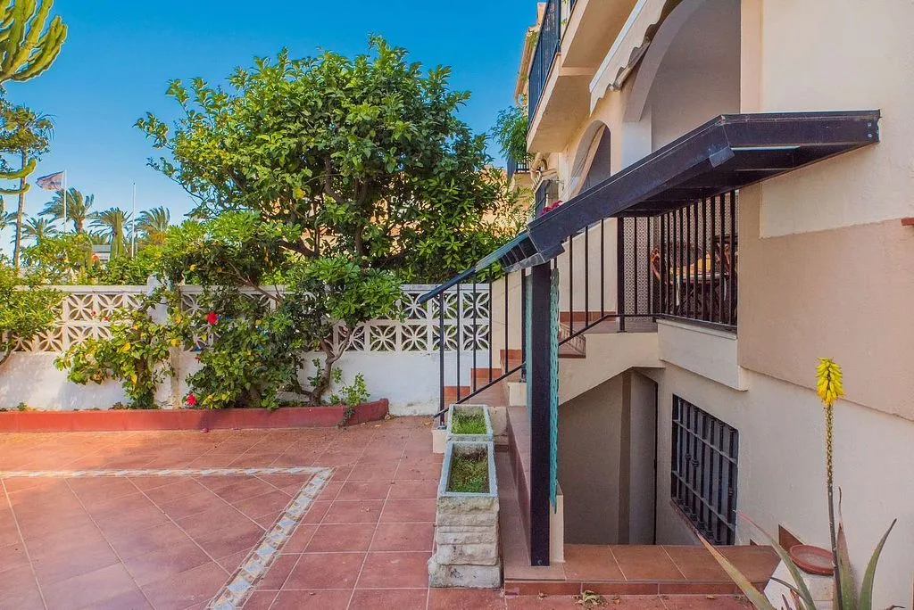 Jardin - Charmingly Adjoined House with Sea View in Los Álamos