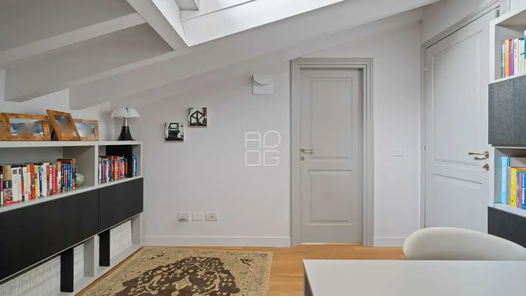 Office - Historic Palazzo Apartment in Lonato