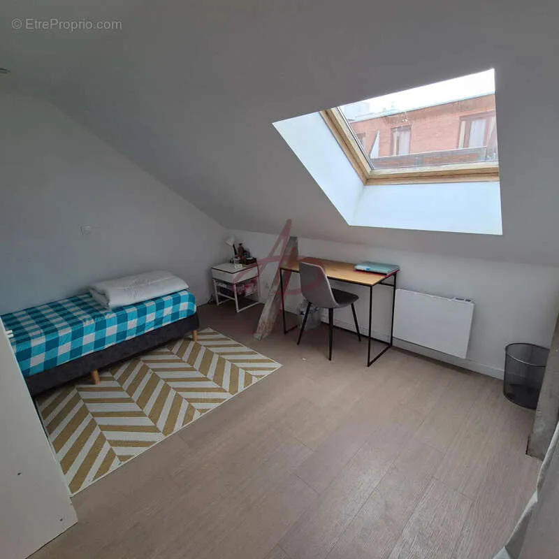 Schlafzimmer - Apartment with Colocation in Roubaix Centre