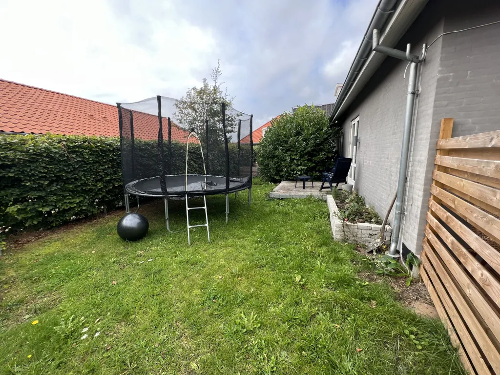 Aed - Corner Flat with Private Garden in Gammel Havdrup